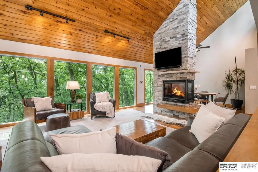 1606 Camp Gifford Road, Bellevue, NE 68005 - #3