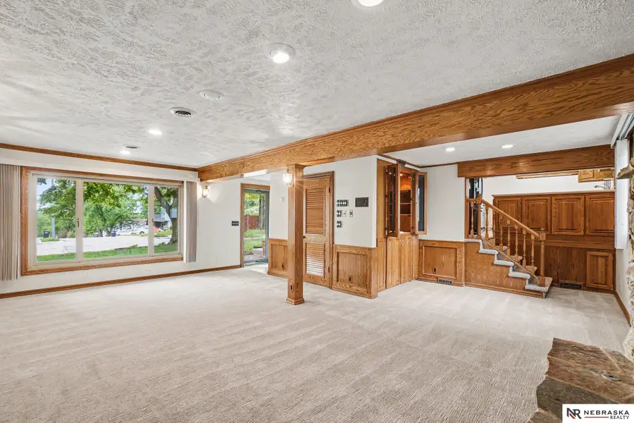 3629 S 75th Street, Omaha, NE 68124 - #3