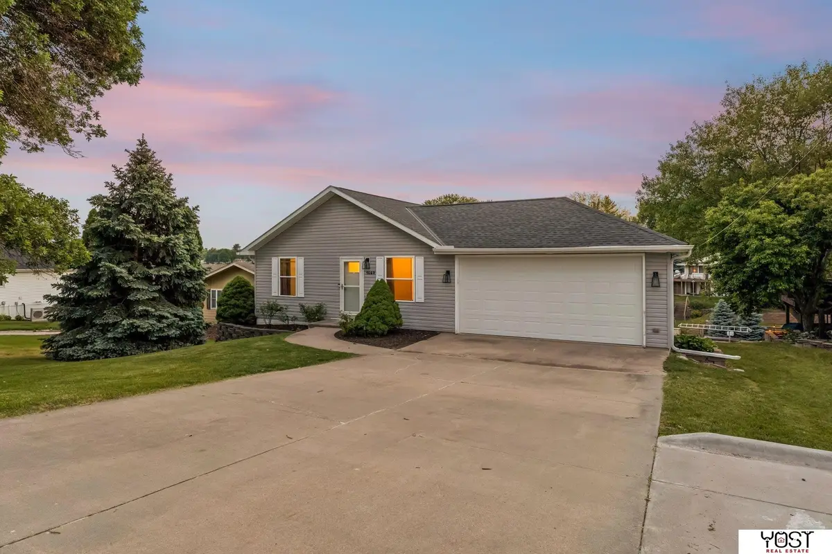1564 Trumball Terrace, Plattsmouth, NE 68048 - #1
