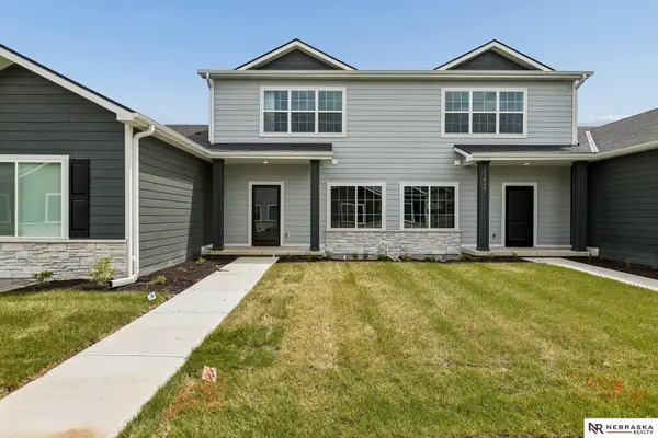 11422 N 160 Court, Bennington, NE 68007