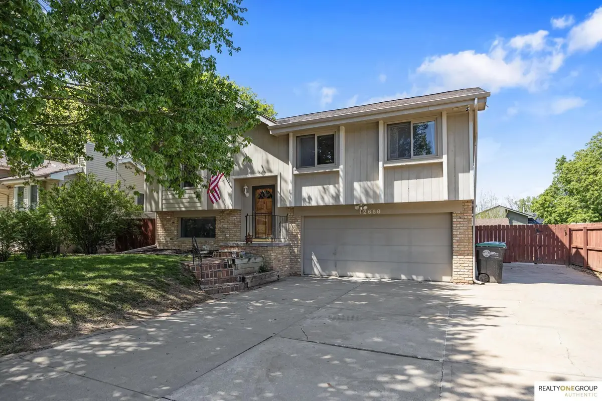 12668 Crown Point Avenue, Omaha, NE 68164 - #1