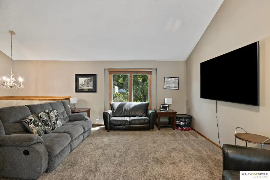 12668 Crown Point Avenue, Omaha, NE 68164 - #3
