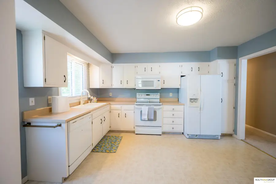 2317 S 119th Court, Omaha, NE 68144 - #3