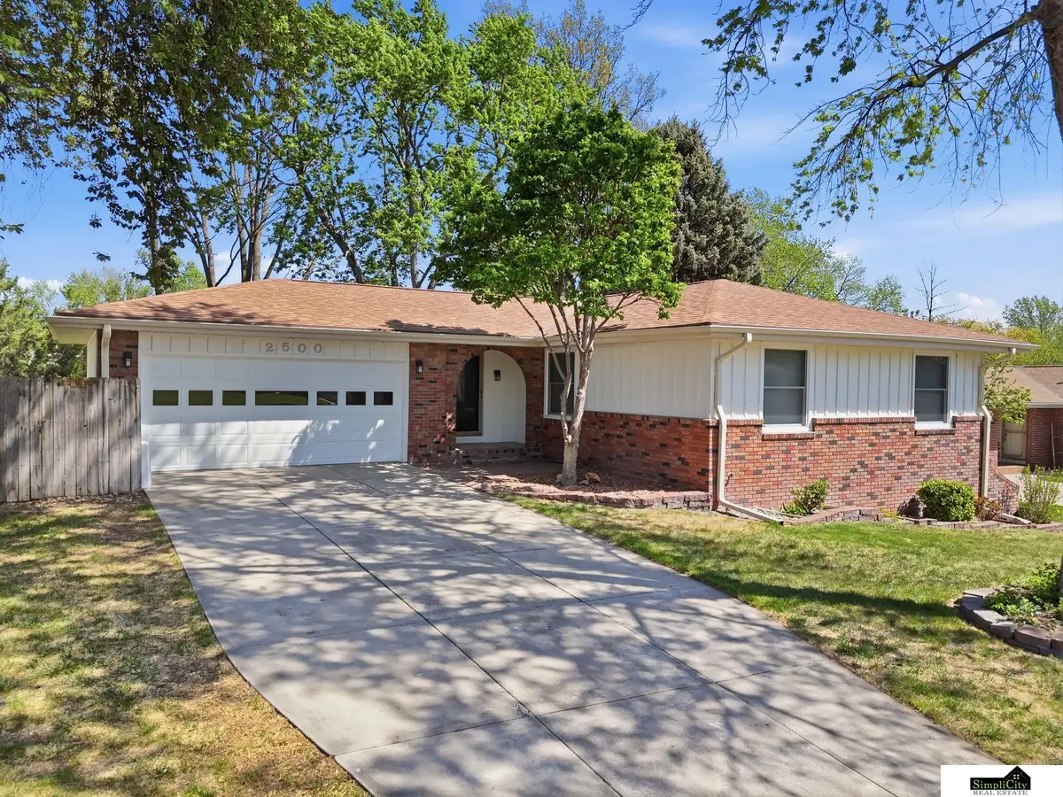 2500 Surrey Court, Lincoln, NE 68512 - #1