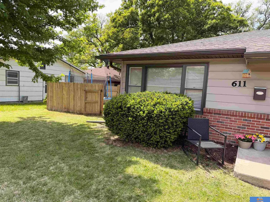 611 N 16th Street, Beatrice, NE 68310 - #2