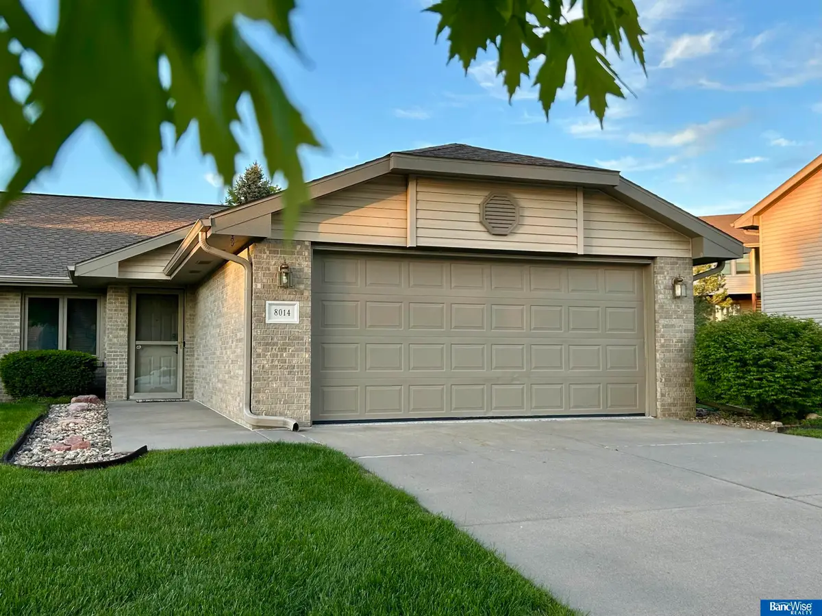 8014 Arrow Ridge Road, Lincoln, NE 68506 - #1