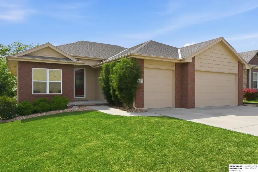 9010 S 21st Street, Bellevue, NE 68147 - #2