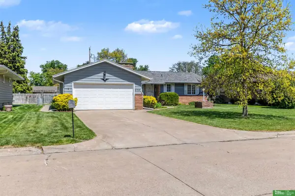 2132 E 10th Street, Fremont, NE 68025