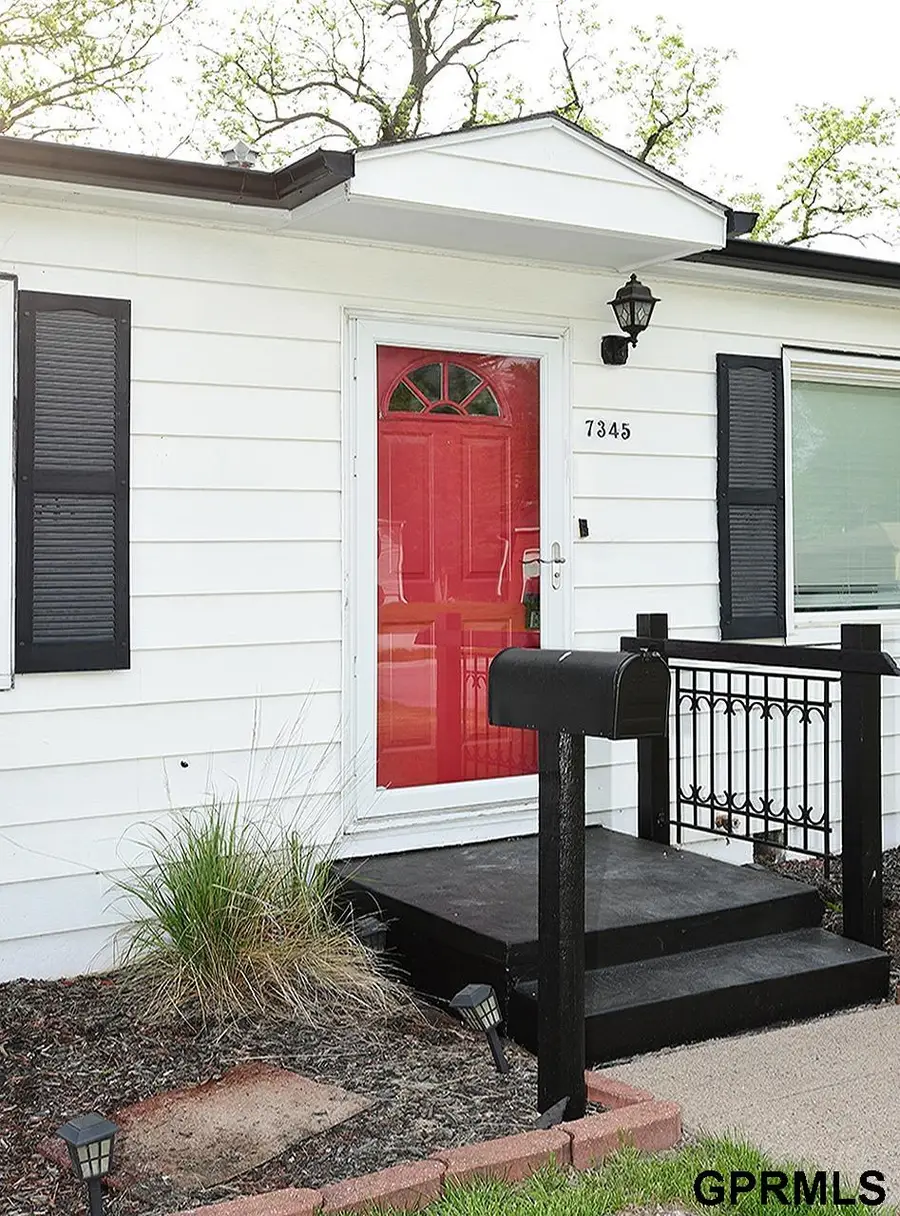 7345 S 69 Street, La Vista, NE 68128 - #3
