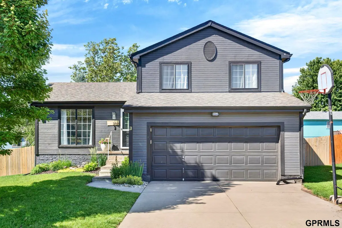 208 Hilton Head Drive, Papillion, NE 68133 - #1