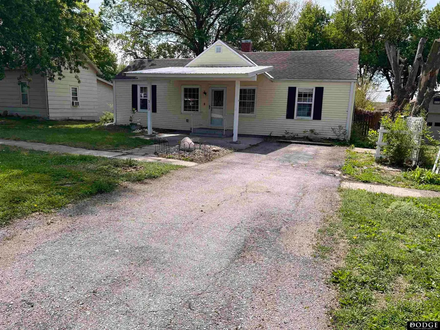 313 W Elm Street, Cedar Bluffs, NE 68015 - #2