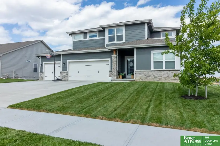 10217 S 109 Street, Papillion, NE 68046 - #2