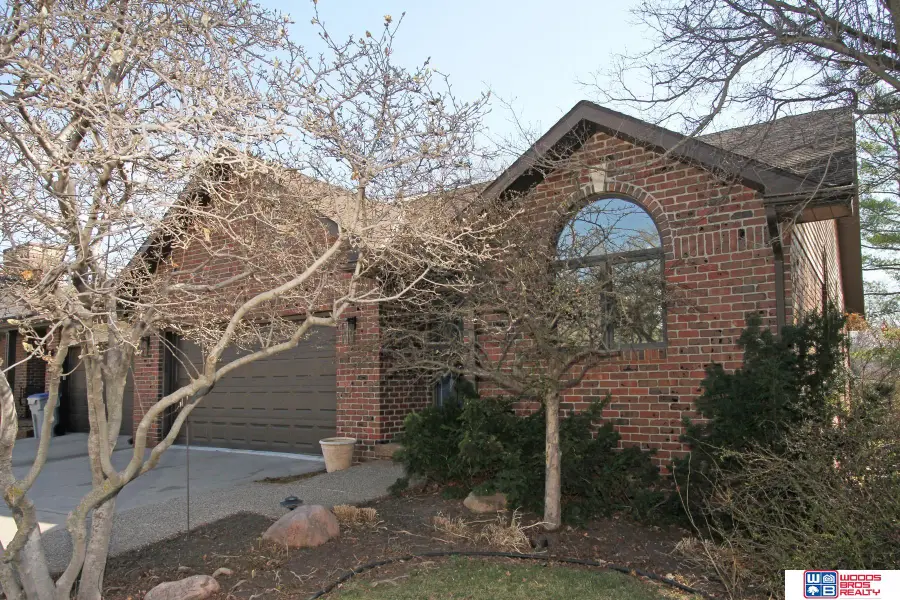 740 Lancashire Court, Lincoln, NE 68510 - #3