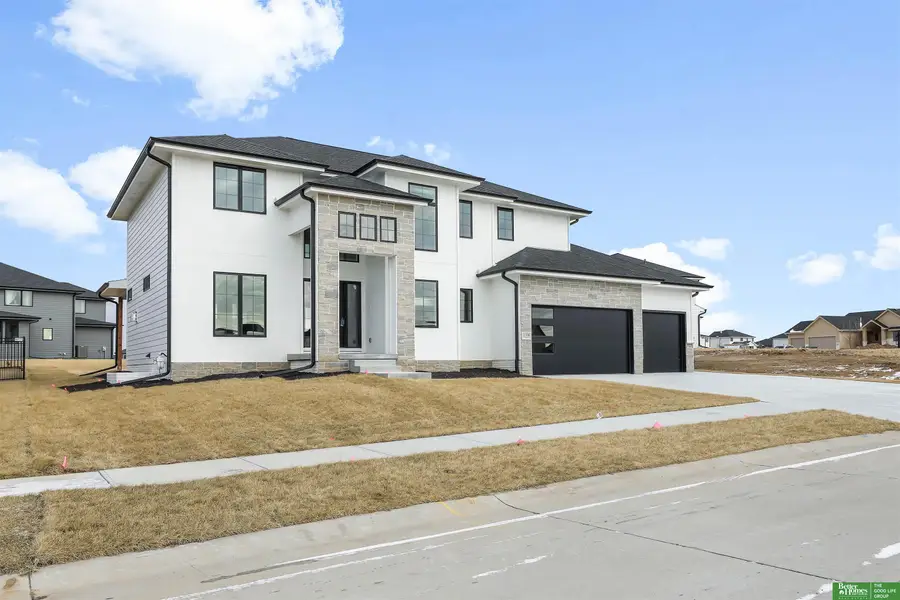 21108 Arlington Street, Elkhorn, NE 68022 - #2