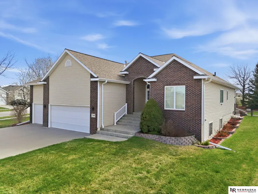 5460 Rockford Drive, Lincoln, NE 68521 - #2