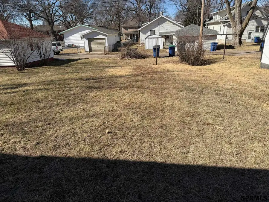 917 Grove Avenue, Crete, NE 68333 - #3