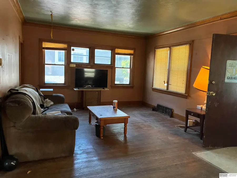 3112 N 47th Avenue, Omaha, NE 68104 - #2
