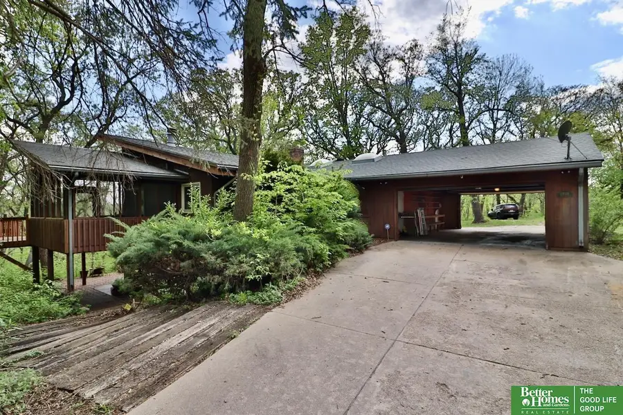 3839 Kristy Plaza, Omaha, NE 68112 - #2