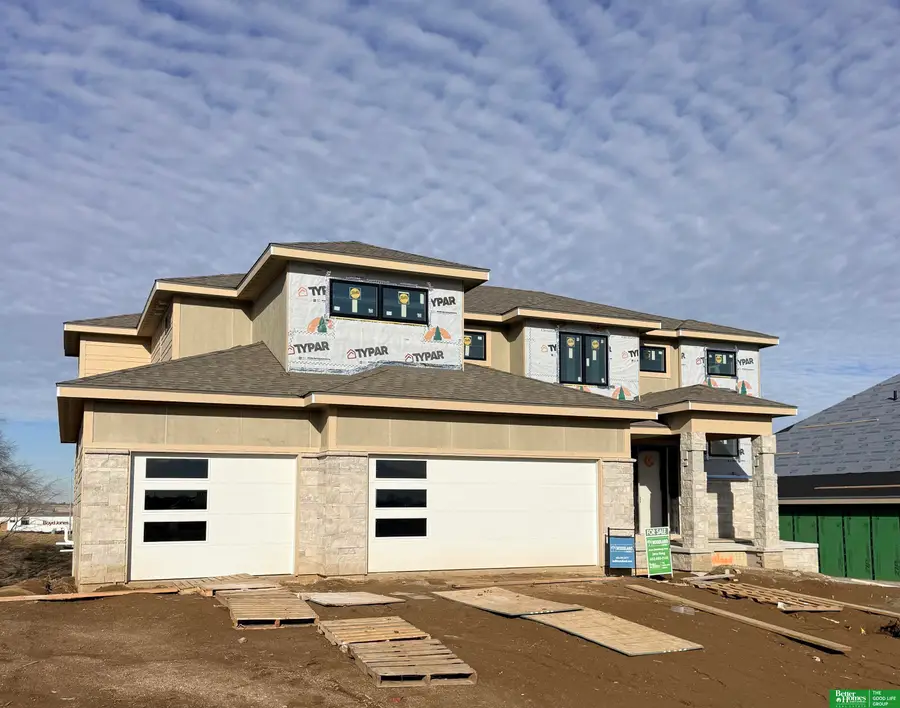 9920 Laramie Street, Papillion, NE 68046 - #2