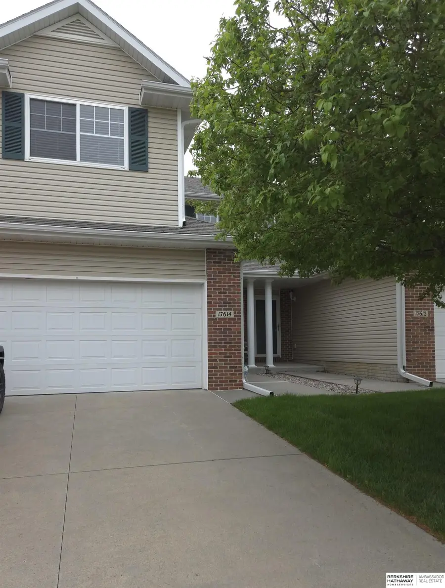 17614 Parker Plaza, Omaha, NE 68118 - #2