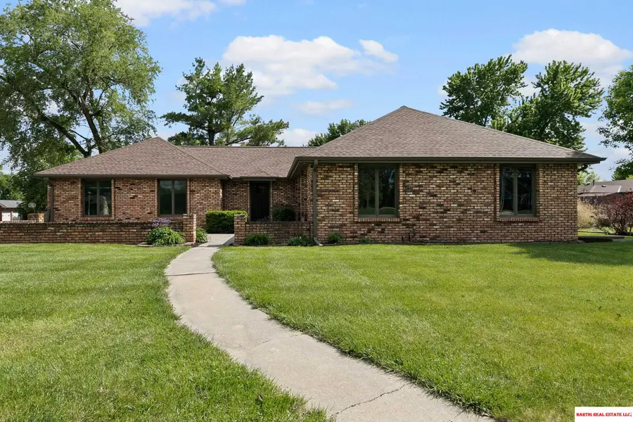 2423 Lincoln Street, Beatrice, NE 68310 - #2