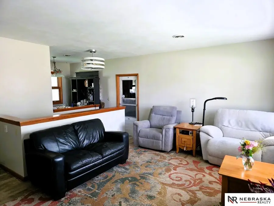 806 W Candice Street, Valentine, NE 69201 - #3