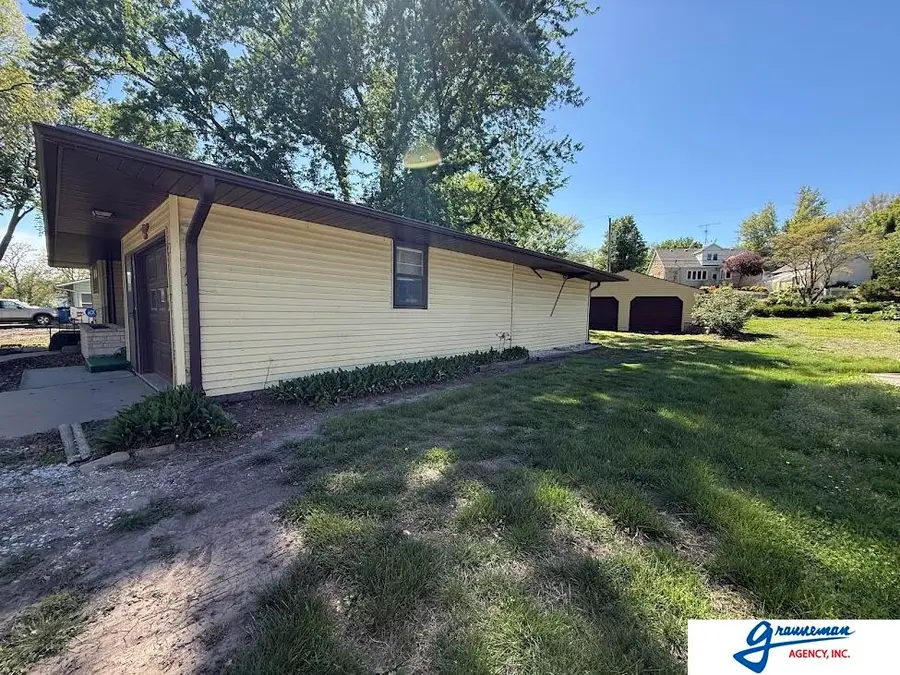 979 Cherl Drive, Syracuse, NE 68446 - #3