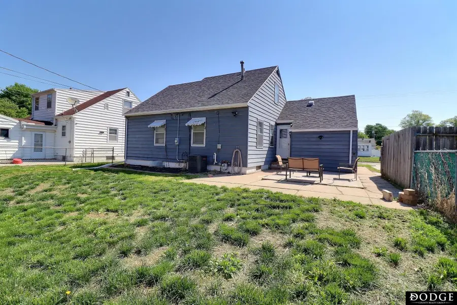 1435 N Somers Avenue, Fremont, NE 68025 - #3
