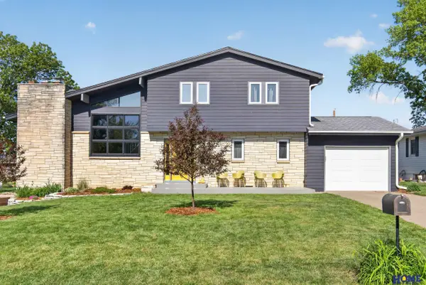 1225 N Birch Street, Wahoo, NE 68066