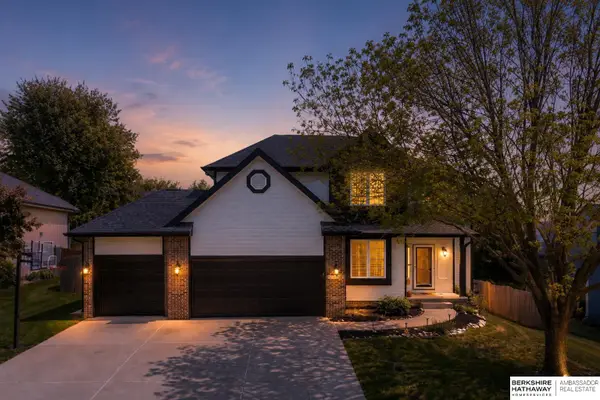 12105 N 160th Street, Omaha, NE 68007
