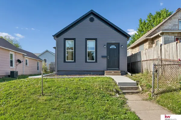 307 Woolworth Avenue, Omaha, NE 68108
