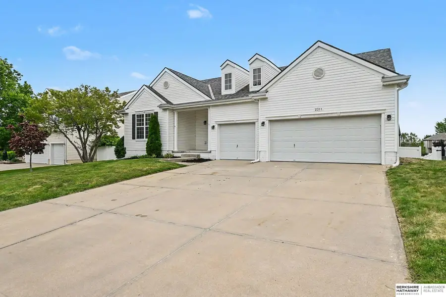 2311 Glacier Drive, Papillion, NE 68046 - #3