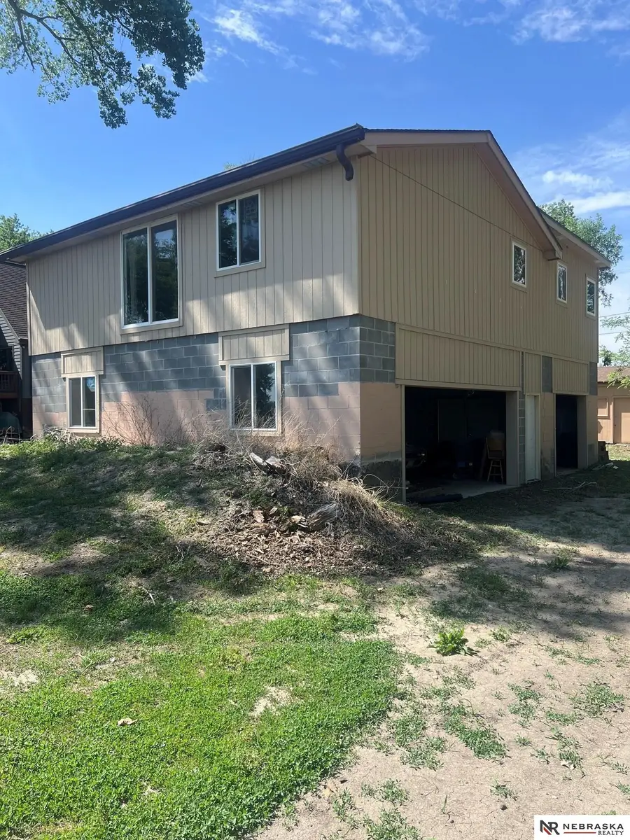 1810 Park Circle, Bellevue, NE 68123 - #2