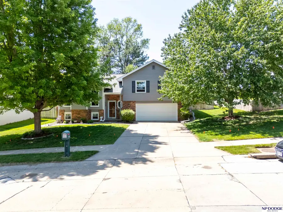 1005 Devon Drive, Papillion, NE 68046 - #3