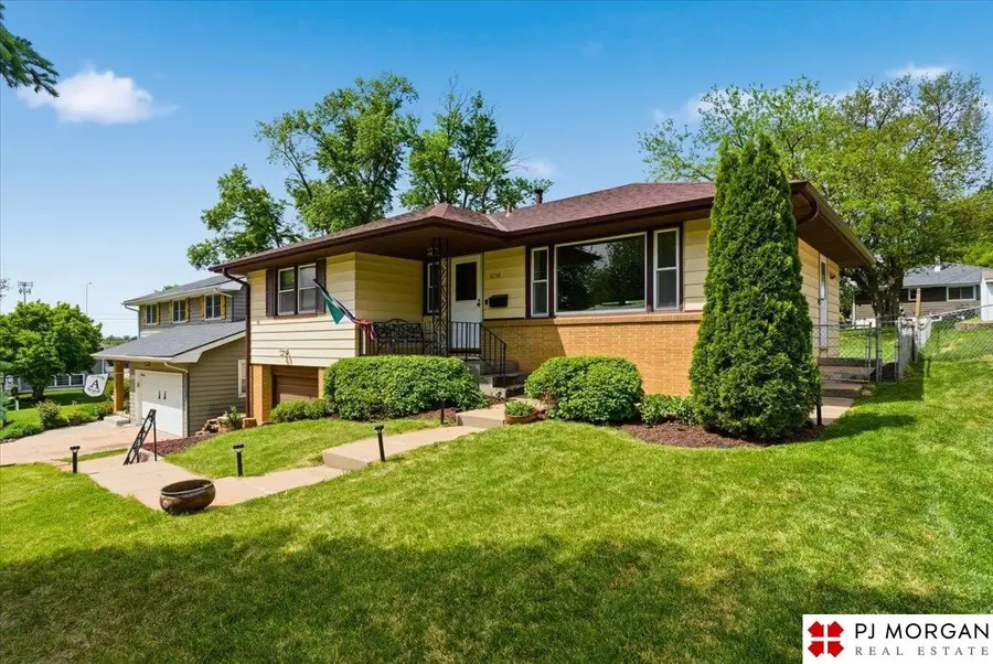 3738 S 49th Street, Omaha, NE 68106-0000 - #3