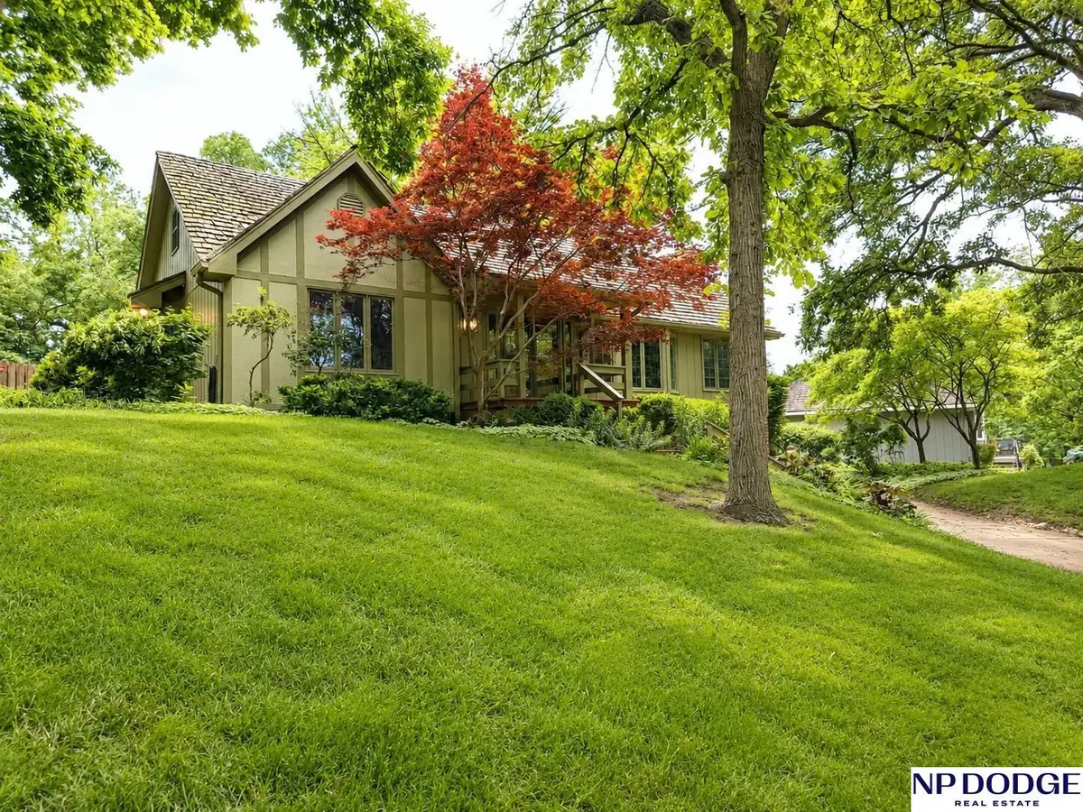118 Bellevue Boulevard S, Bellevue, NE 68005 - #1