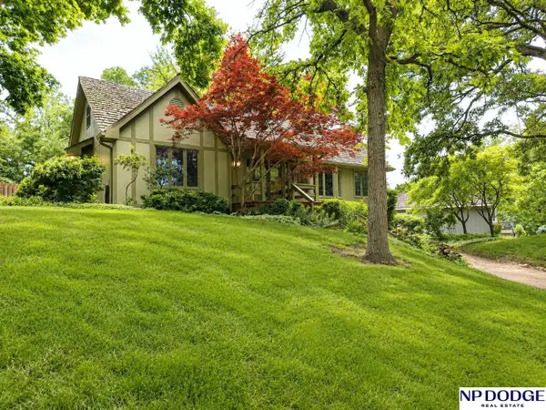 118 Bellevue Boulevard S, Bellevue, NE 68005