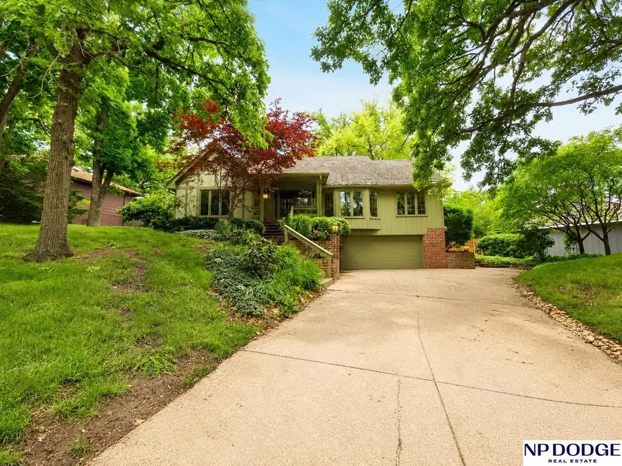 118 Bellevue Boulevard S, Bellevue, NE 68005 - #2