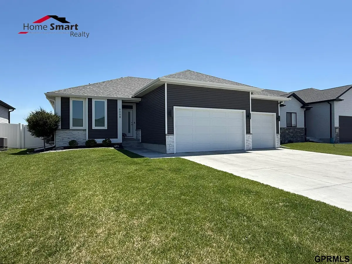 6008 Las Verdes Lane, Lincoln, NE 68523 - #1