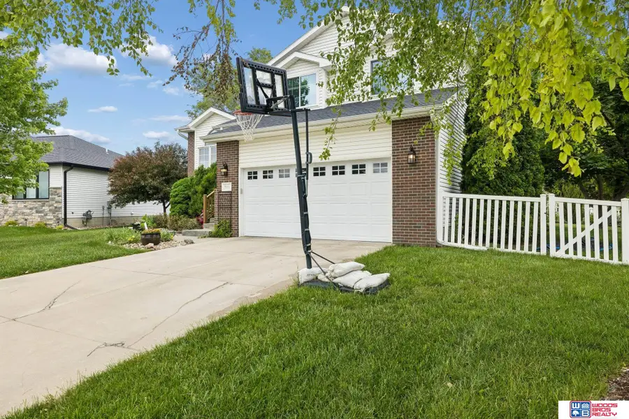 2845 N 90th Street, Lincoln, NE 68507 - #2