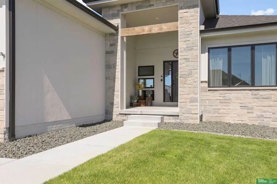 12368 Windsor Drive, Papillion, NE 68046 - #3