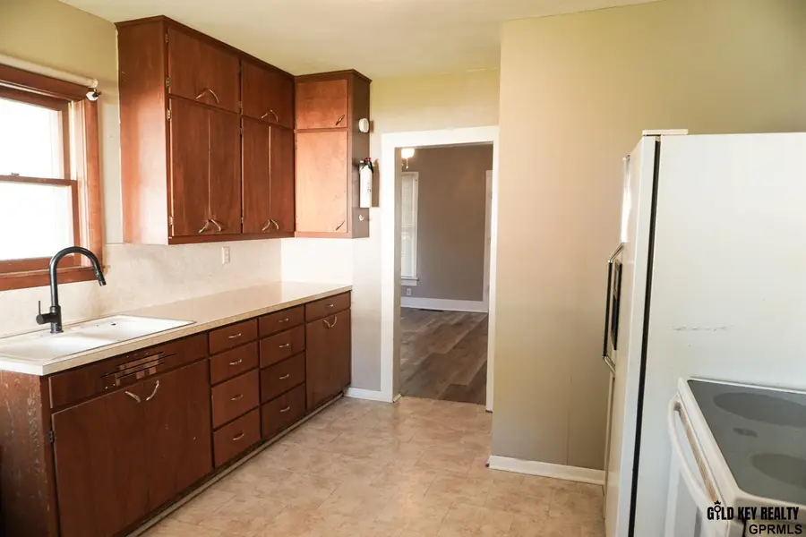 488 N 4th Street, Tecumseh, NE 68450 - #3