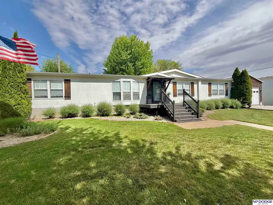 410 S 7th Street, Lyons, NE 68038 - #3