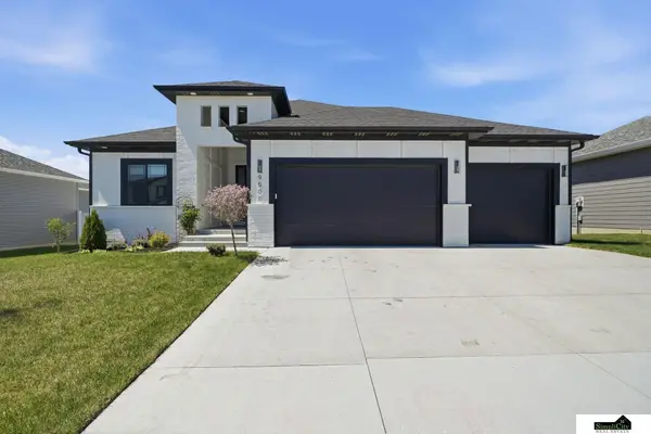 9505 Estela Avenue, Lincoln, NE 68516