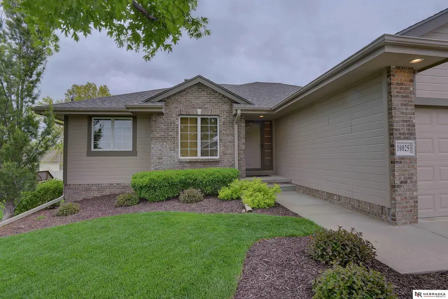 10025 S 179th Street, Omaha, NE 68136 - #2