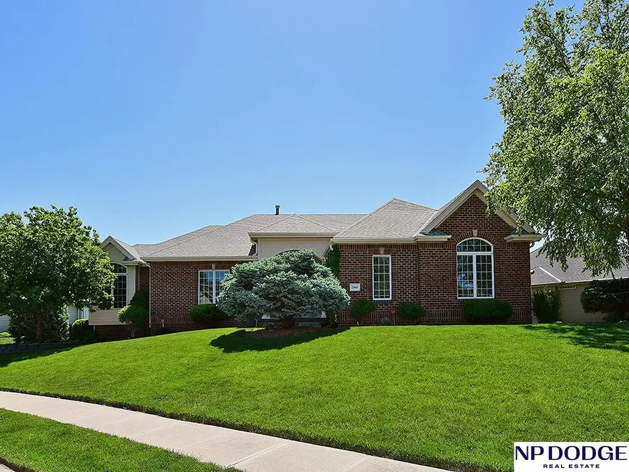 2409 Leigh Lane, Papillion, NE 68133 - #2