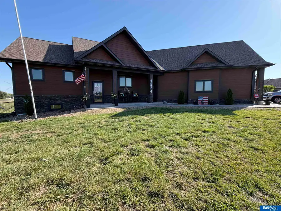 1524 Beechwood Drive, Aurora, NE 68818 - #3