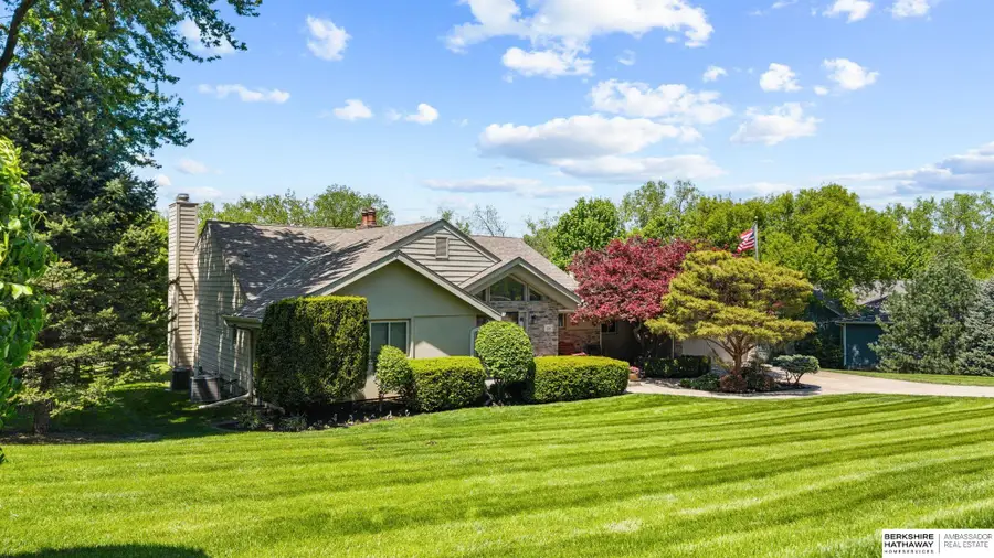 2506 S 105th Avenue, Omaha, NE 68124 - #3