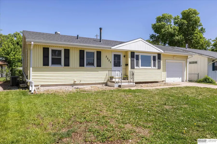 3223 S 122nd Street, Omaha, NE 68144 - #3