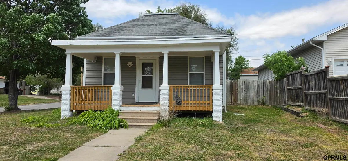 902 Hartley Street, Lincoln, NE 68521 - #1